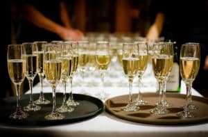 astuces servir champagne