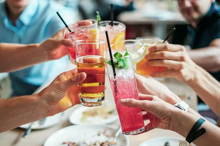 5 Cocktails À Réaliser Pour Un Apéro Réussi