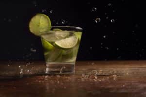 3 Recettes De Cocktail Brésilien À Base De Cachaça