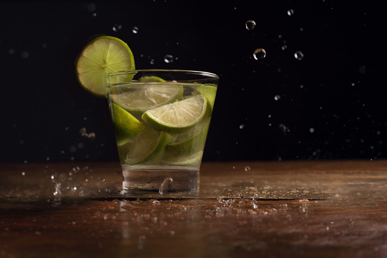 3 Recettes De Cocktail Brésilien À Base De Cachaça