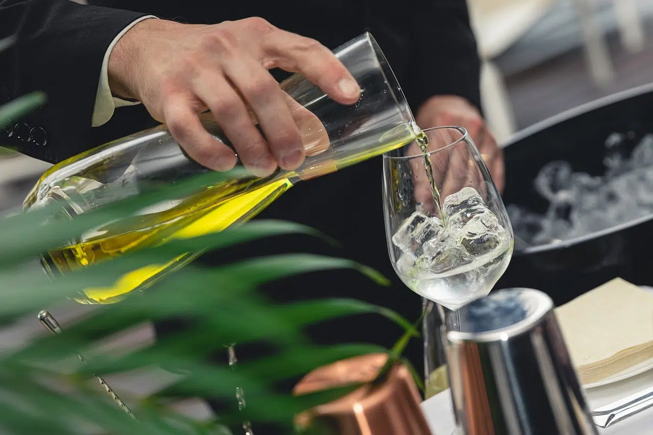 Les 13 Ustensiles Indispensables Pour Réaliser Des Cocktails Maison Aussi Bien Qu’un Barman
