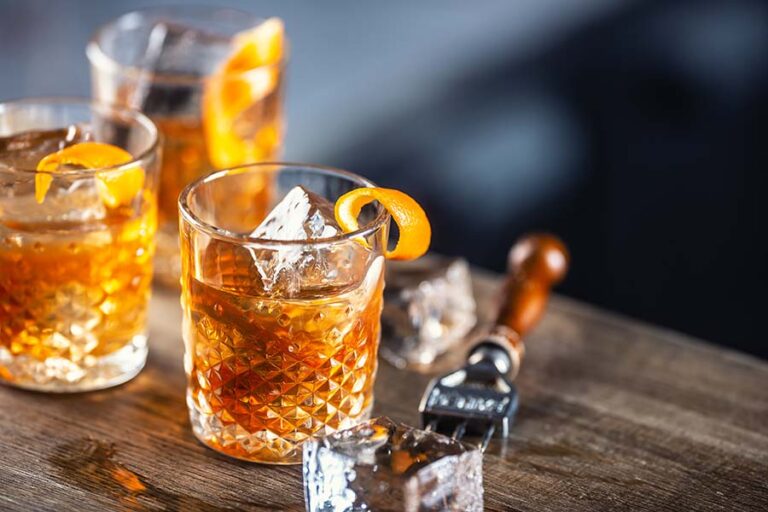 Quel Alcool Pour Remplacer Le Rhum Par Quoi Remplacer Le Rhum Dans Un Gâteau Sans Alcool ? 10 Le Rhum Agricole de Martinique, un alcool d'exception